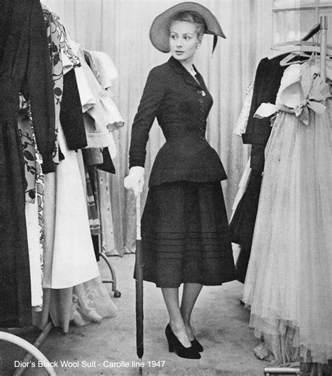 dior 1940s fashion|christian dior 1947 collection designs.